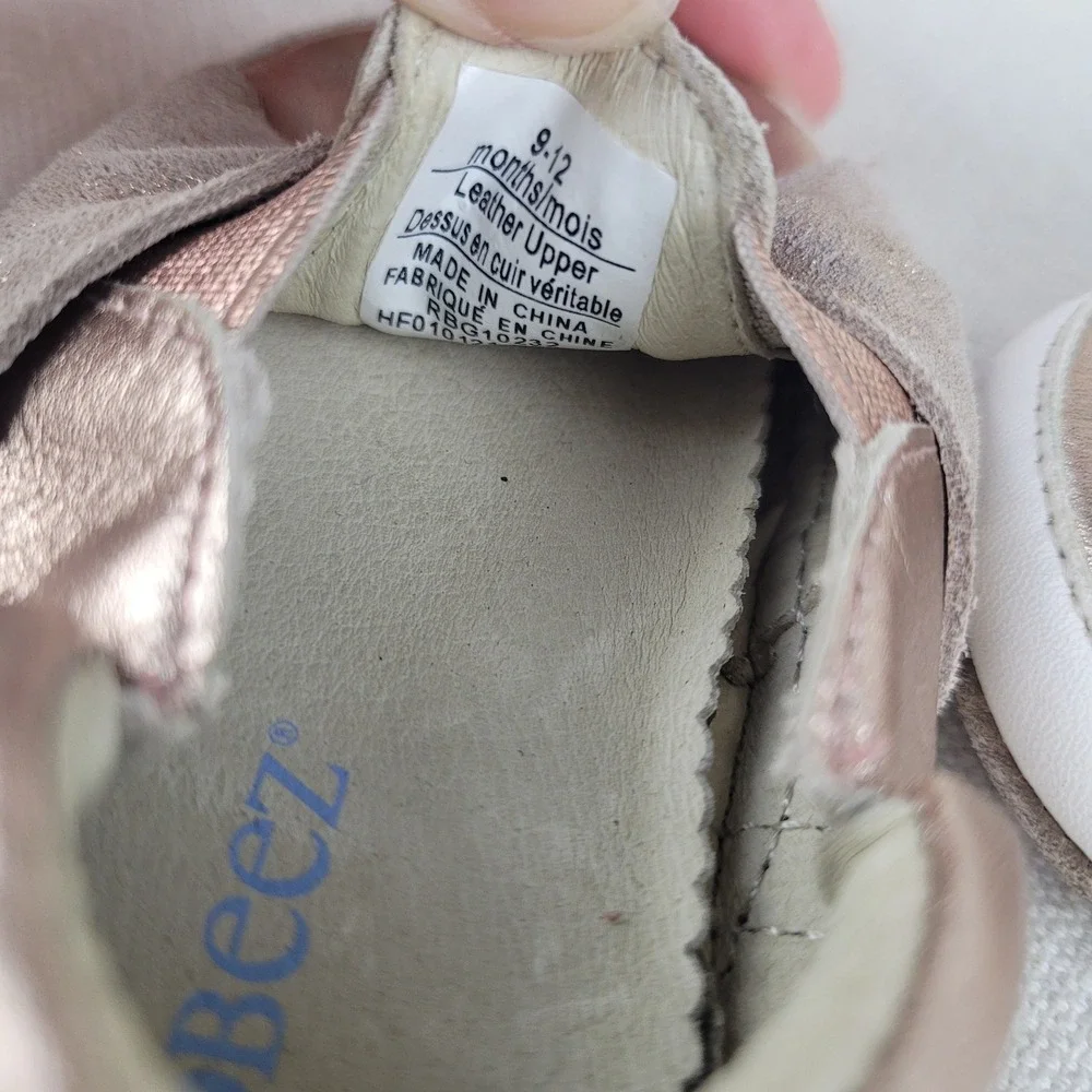 Robeez First Kicks Rose‎ Gold Metallic Bow Soft Sole Baby Shoes Size 9-12 Months